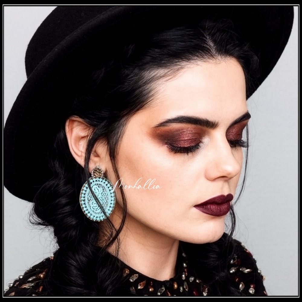 New Country Western boho hipster aqua blue knit lace crochet gold conch earrings